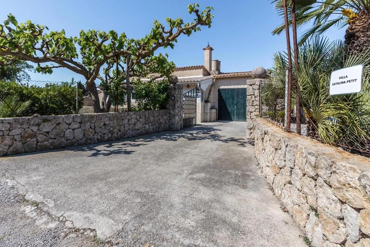 Catalina Petit Villa Pollenca